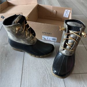 Sperry Saltwater camp olive women’s boots